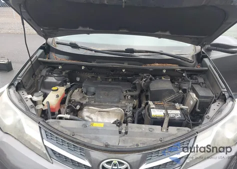 2014 Toyota Rav4 Xle from USA, damaged, VIN 2T3WFREV2EW095990